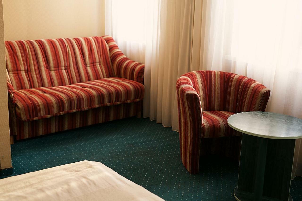 Jure Hotel Palanga Bagian luar foto